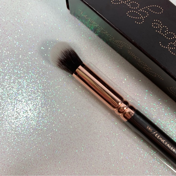 Zoeva 145 Concealer Brush - Picture 2 of 4